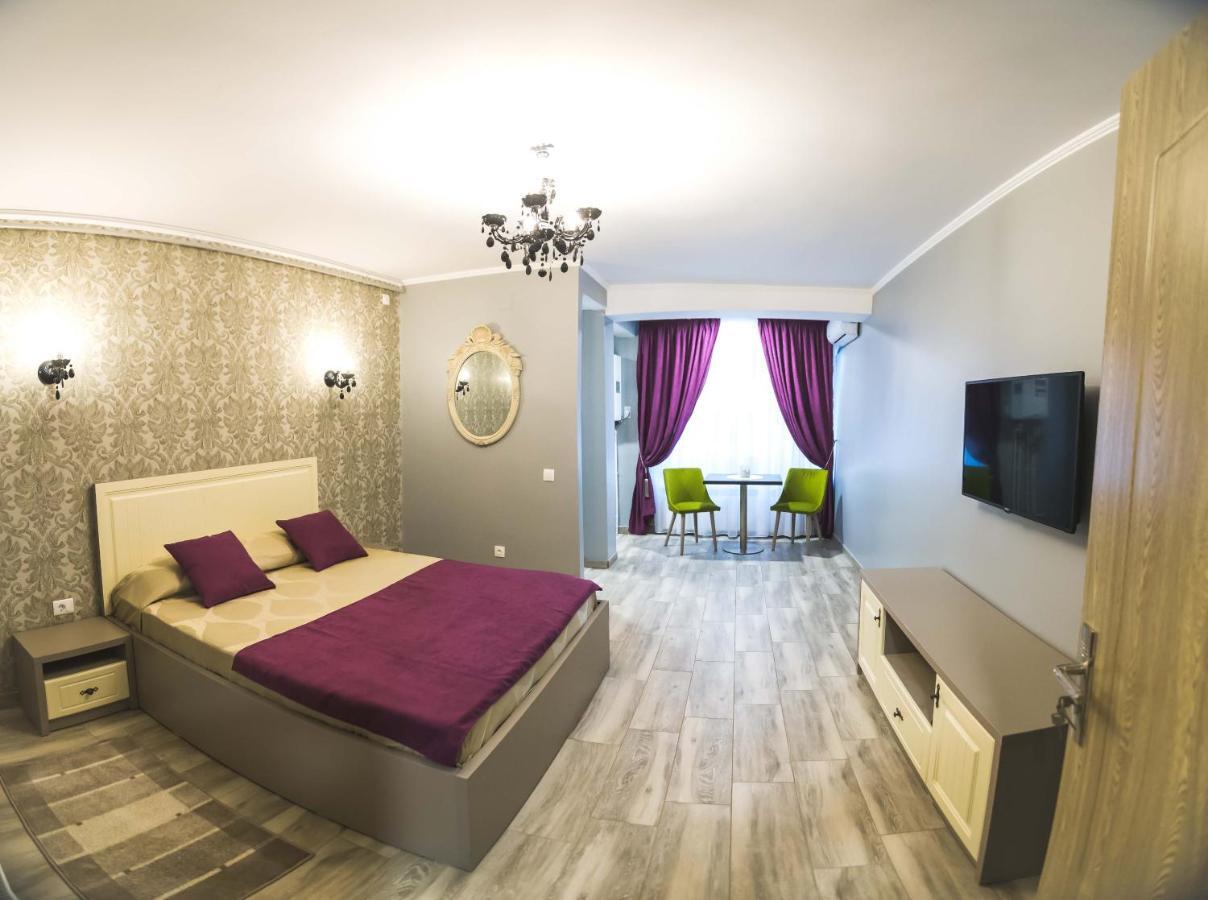 Holiday Apartments Galaţi Buitenkant foto